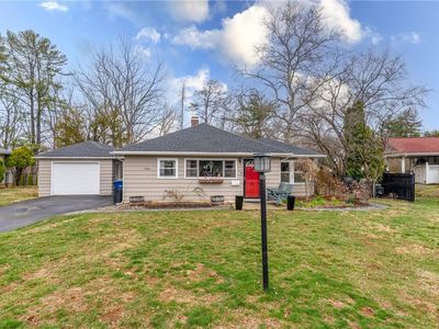 3211 Aberdeen Cir, Allentown, PA, 18104