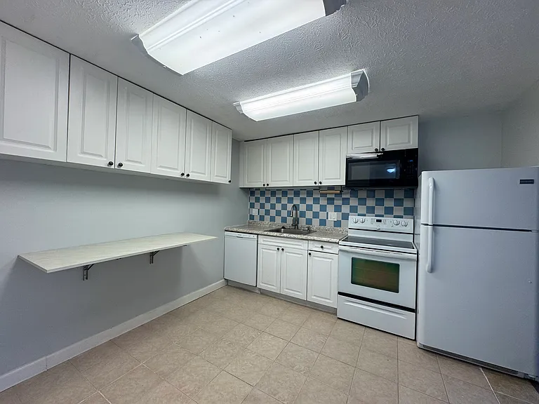 6646 Hearne Rd #205 — Photo 7