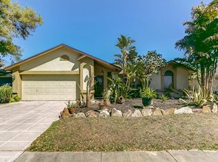 8153 Perth Dr, Largo, FL 33773