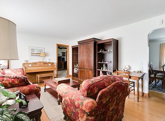 3rd image of 4802 Suecla Dr