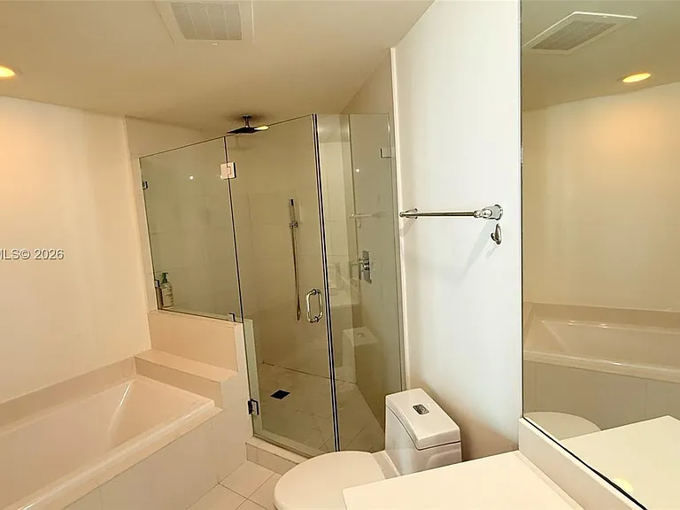1100 S Miami Ave #1710 — Photo 21