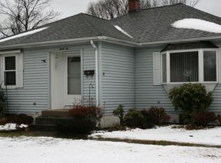 36 Old Boston Rd, Wilbraham, MA 01095