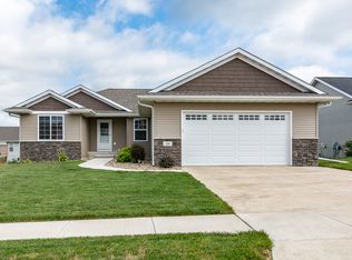 316 Saddleback Rd, Marion, IA 52302