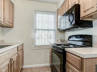 2143 Suitland Ter SE APT 202, Washington, DC 20020