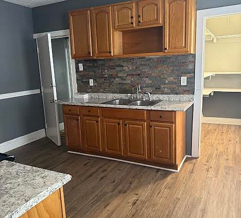 3rd image of 45 Greenfield St Floor 2