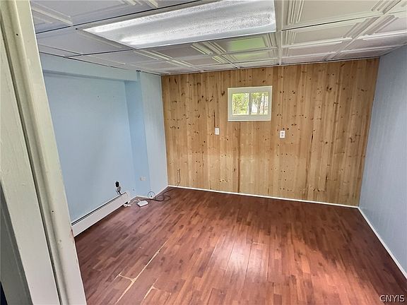 5th image of 24 Lake St