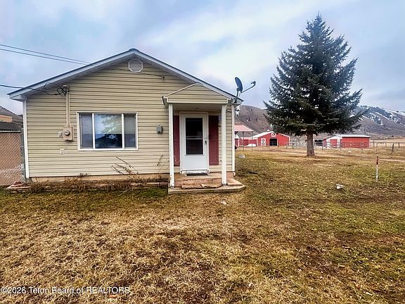 5th image of 3088 State Highway 241