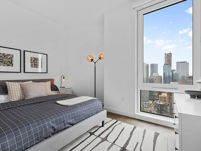 22-44 Jackson Ave #4017 — Photo 8