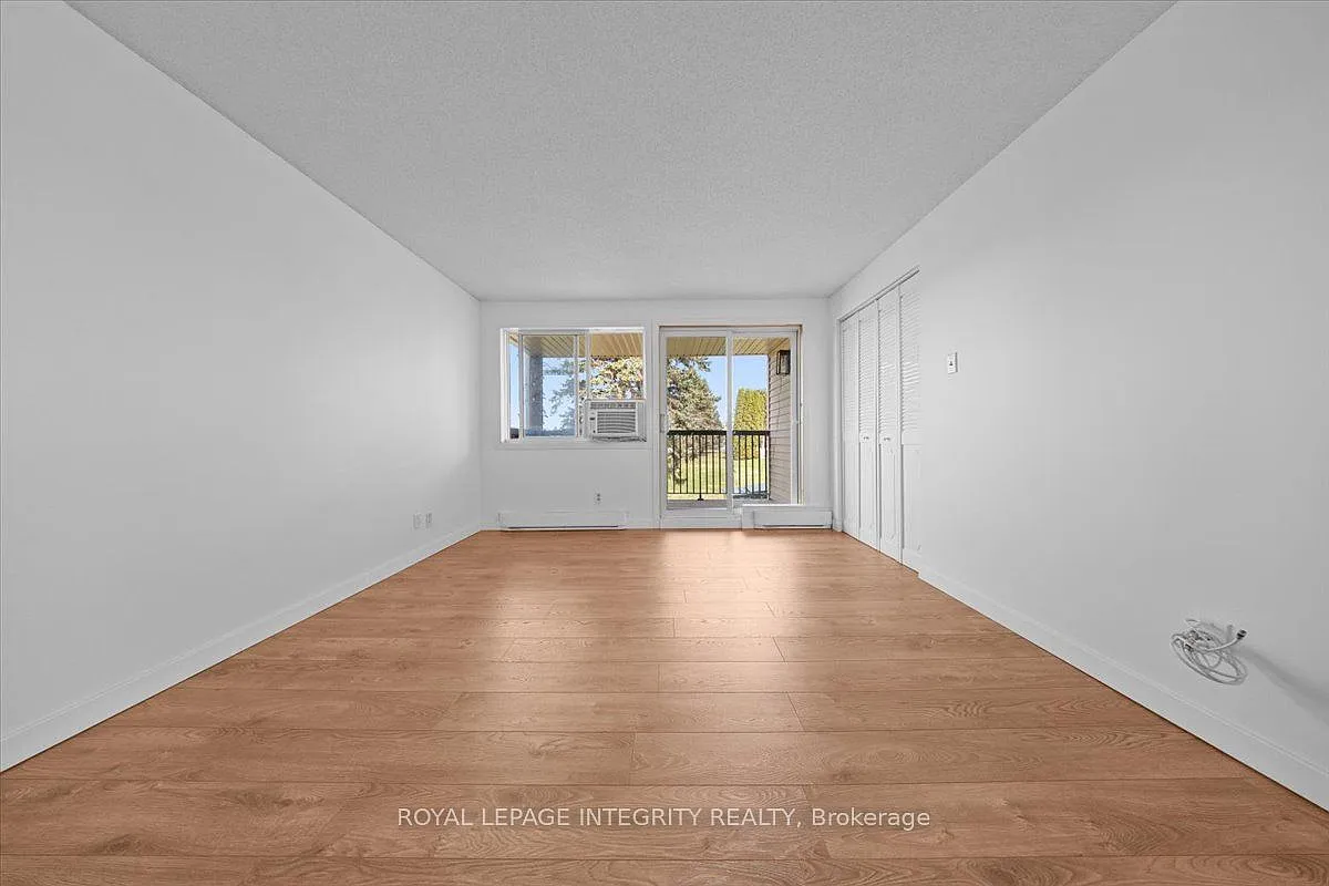 2 bed, $2,200 — Photo 4