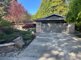7707 146th Ave NE, Redmond, WA 98052