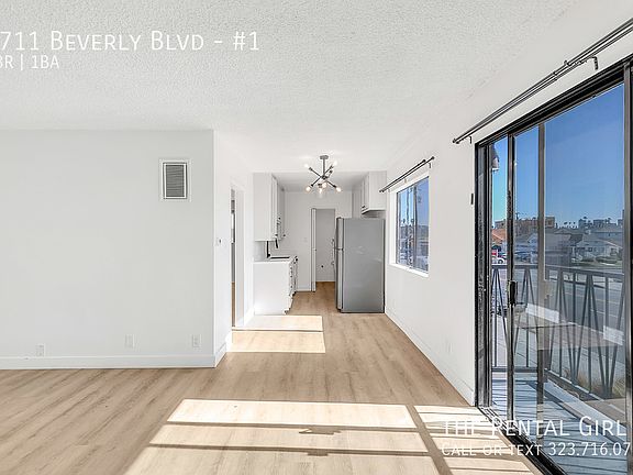 4th image of 4711 Beverly Blvd #1
