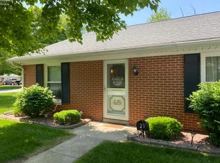 20 Shaker Ct, Fremont, OH 43420