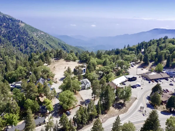32065 Hunsaker Way #12, Running Springs, CA 92382