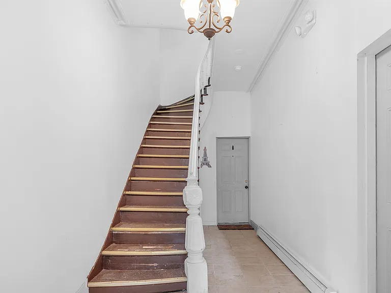 149 Bowers St #3 — Photo 18