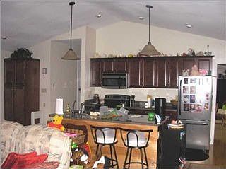 2nd image of 1009 Panorama Dr
