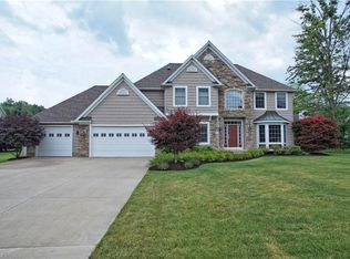 7533 Sweet Hollow Dr, Mentor, OH 44060