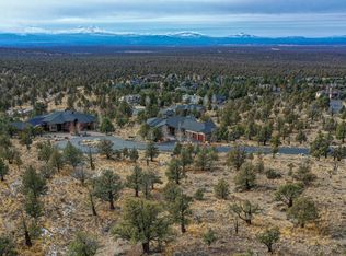 1360 View Point Ct, Redmond, OR 97756