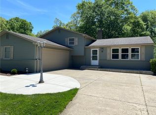 8540 Black Oak Dr NE, Warren, OH
