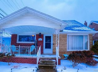 15854 Englewood Ave, Allen Park, MI 48101