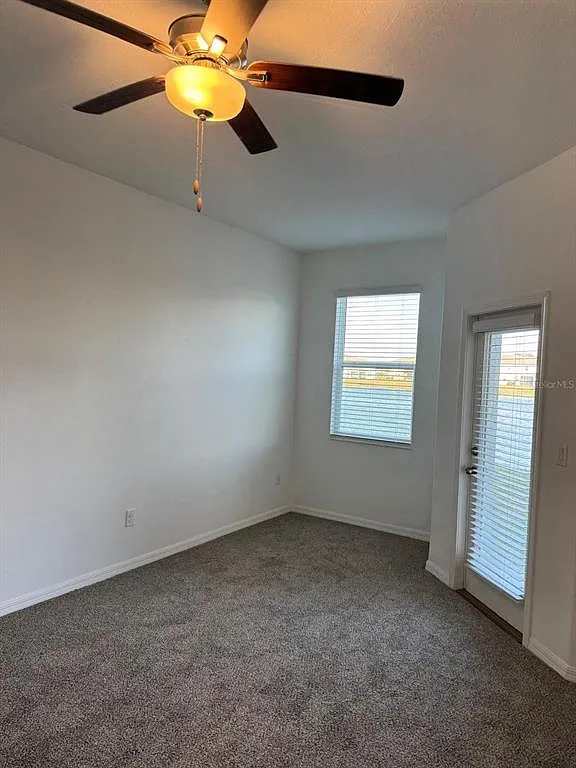 4 bed, 2.5 bath, 2251 sqft, $2,500 — Photo 4