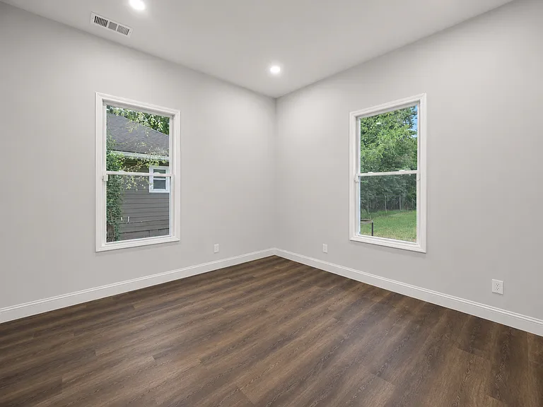 Metropolitan Pkwy SW — Photo 10