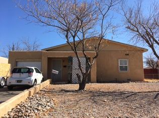 522 Grove St NE, Albuquerque, NM 87108