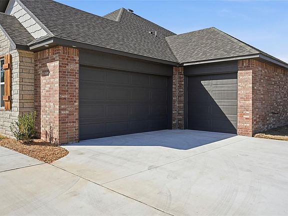 4th image of 26319 Longhorn Dr