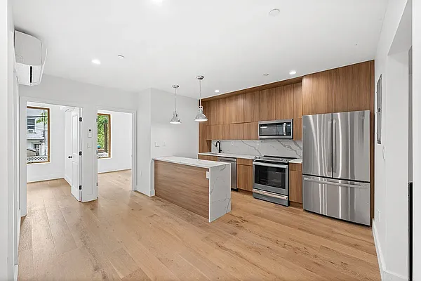 Rented by Ideal Properties Group | media 7