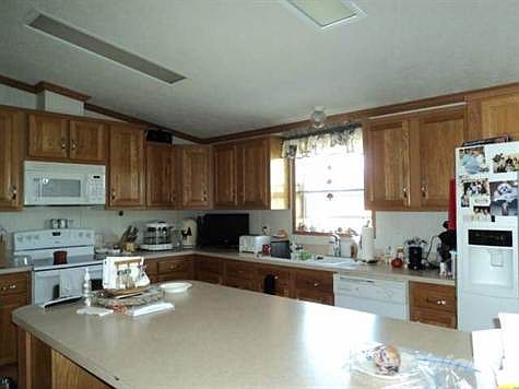 5th image of 118 Schoolhouse Hl