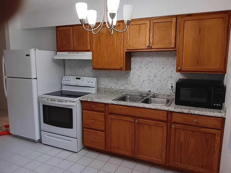 714 Michigan Ct #4 — Photo 1