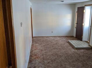 424 Maple St APT 1, Chadron, NE 69337