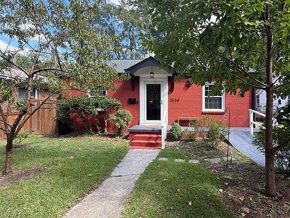 2nd image of 2520 Elgin St