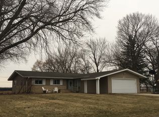 133 Adler Dr, Libertyville, IL 60048