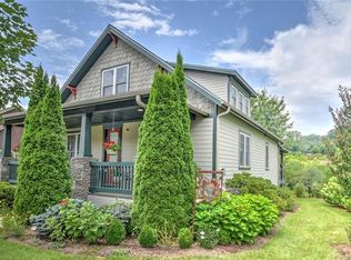 15 Creekside View Dr, Asheville, NC 28804
