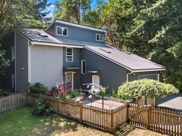5777 Banner Road SE, Port Orchard, WA 98367