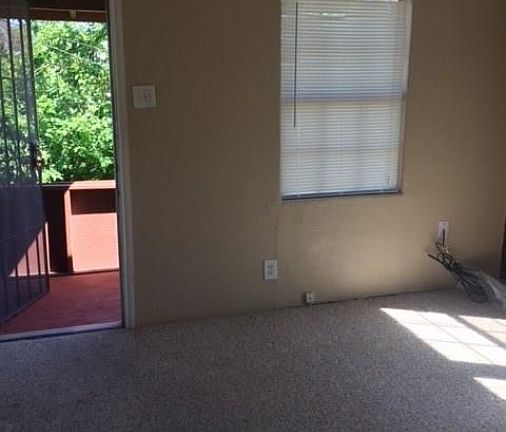 3rd image of 2405 1/2 Truxillo St