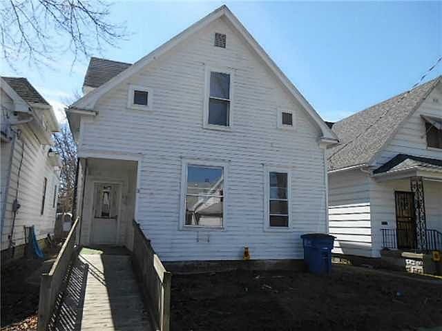 2nd image of 16 E Streicher St