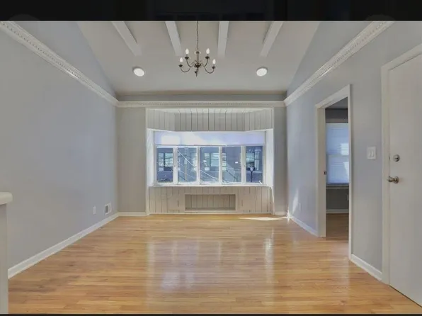 146 Clarke Avenue Clarke Avenue image 3 of 17