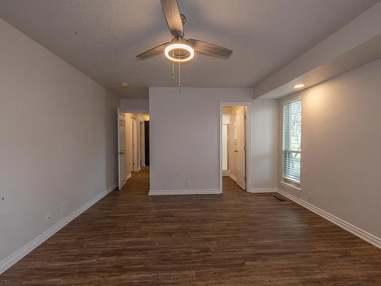 2214 Morgan Dr — Photo 17