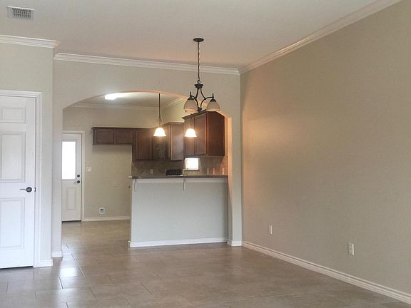 2nd image of 1608 Stanley Dr #100