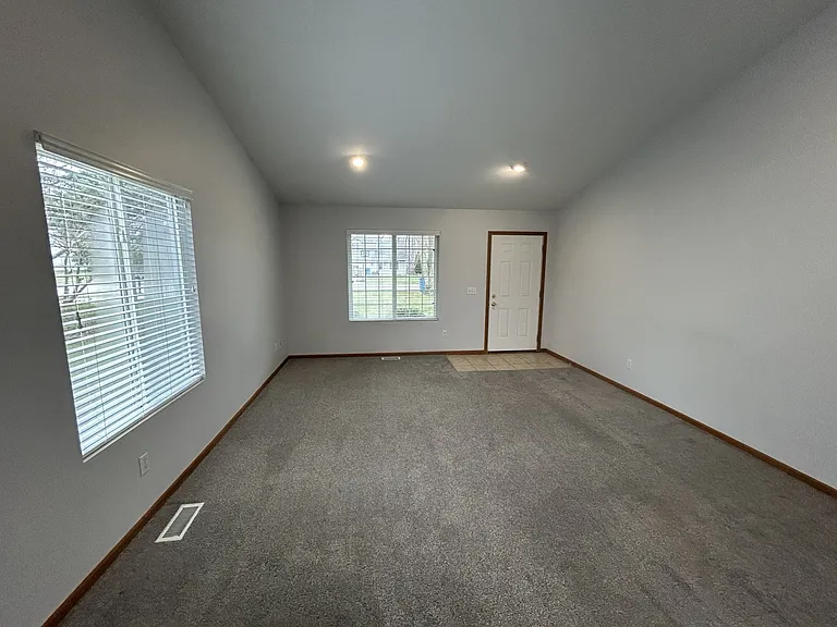 11902 Seven Pine Dr — Photo 11