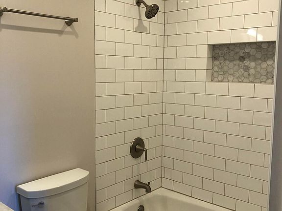 2nd image of 82 Parnell Ave