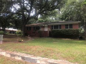1506 Flowers Dr, Mobile, AL