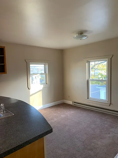 2 bed, 1100 sqft, $1,025 — Photo 2