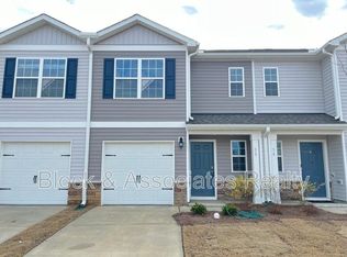 58 March Creek Dr, Fuquay Varina, NC 27526