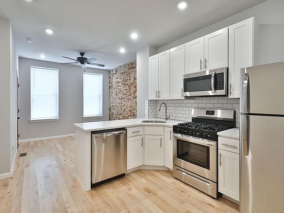 5th image of 2516 N 33rd St Unit A