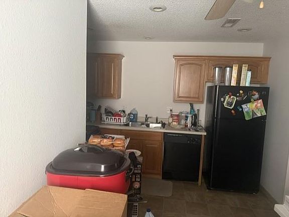 4th image of 10549 E 46th St
