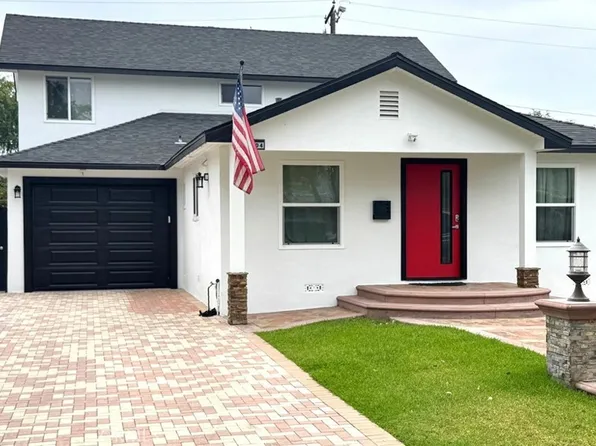 2404 W Oak Ave, Fullerton, CA 92833