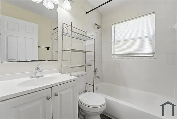 17958 Orange Grove Blvd — Photo 16