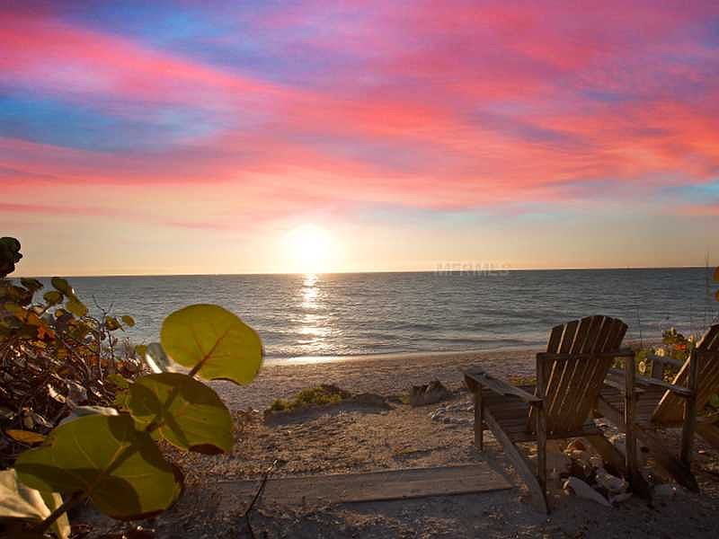 2nd image of 3920 Casey Key Rd